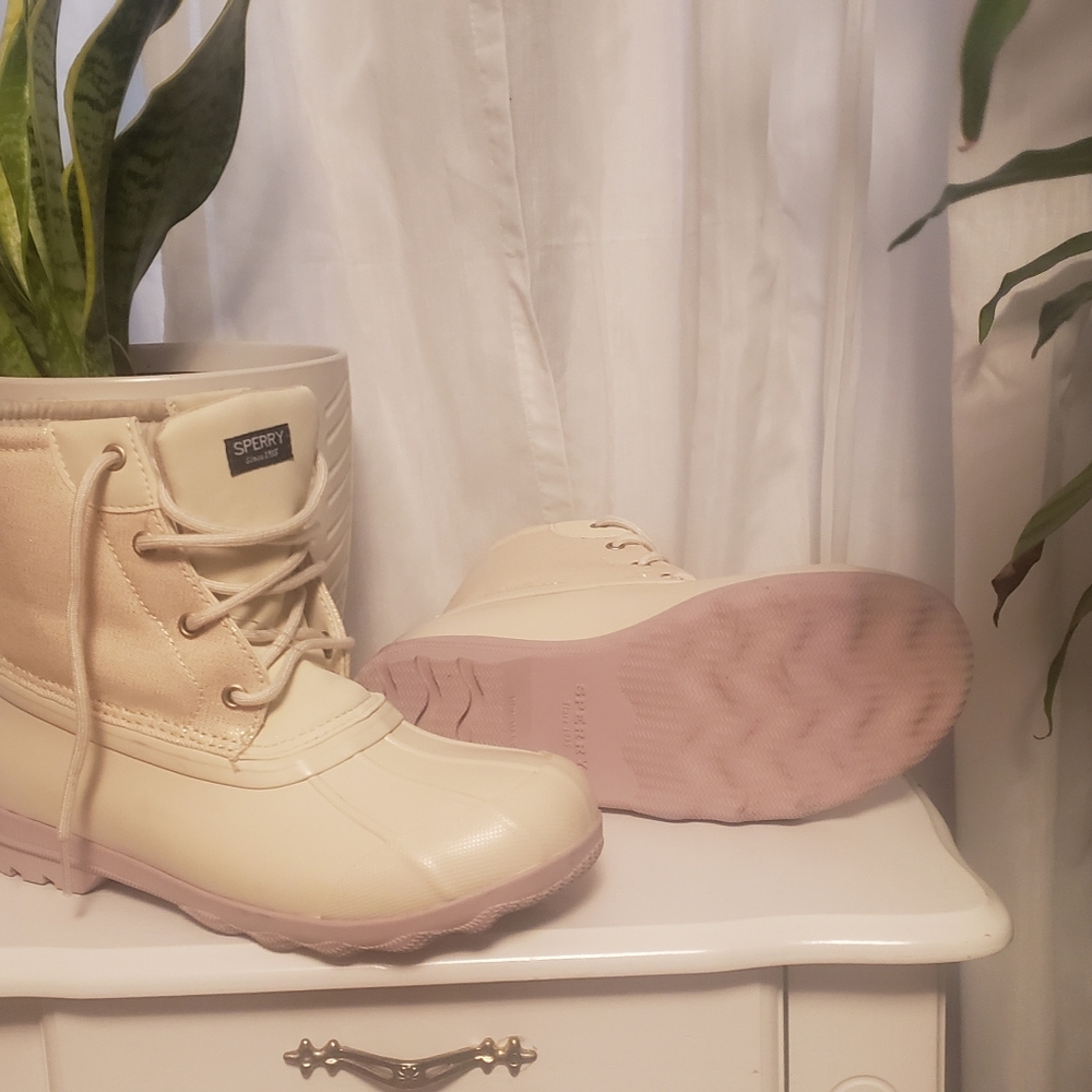 Sperry boots